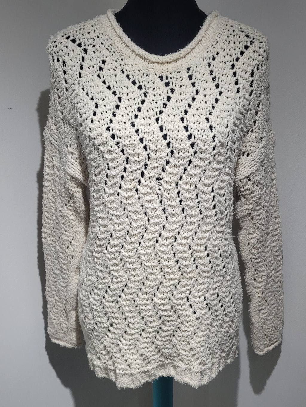Anthropologie Akemi + Kin Women's Loose Knit Crew Neck Sweater Small Cream Boho